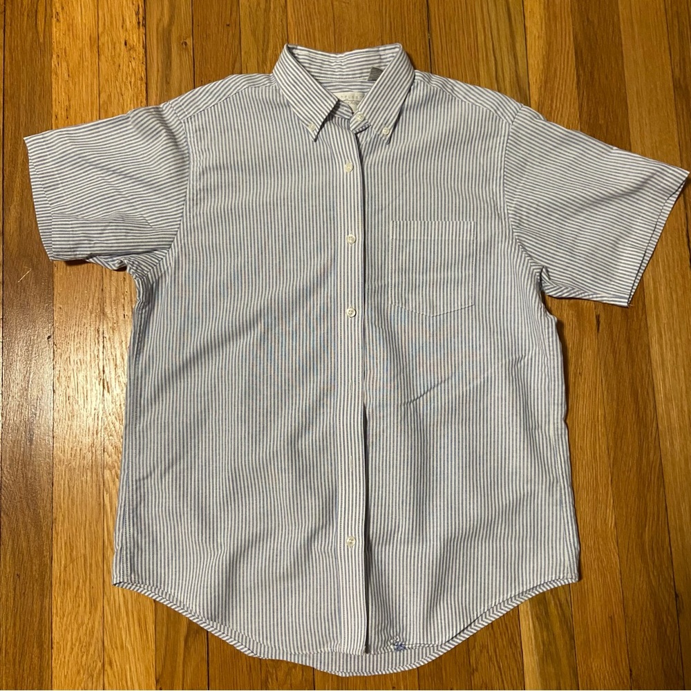 Van Heusen mens button up